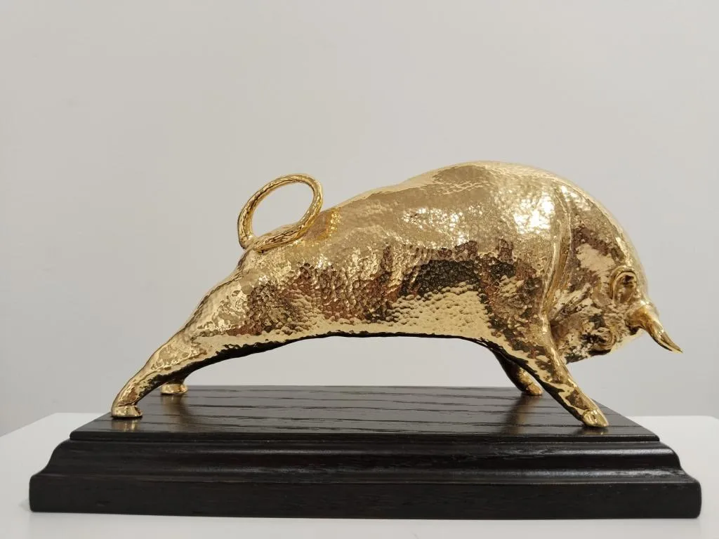 24k Vergoldete Bronzeskulptur Stier 4