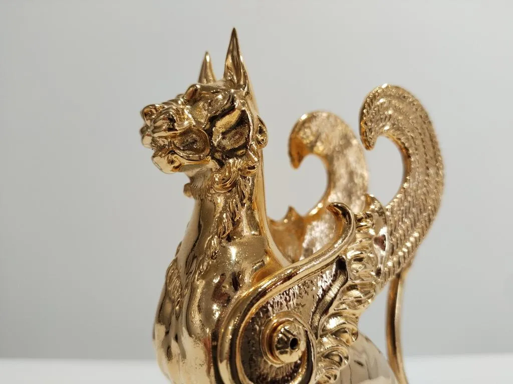 24K Vergoldete Greif-Bronzefigur 2