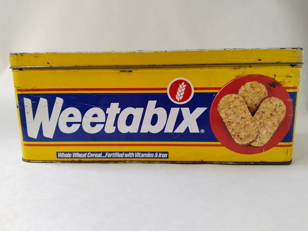 Alte Weetabix Blechdose aus den 1990er Jahren Vintage Zinn 1