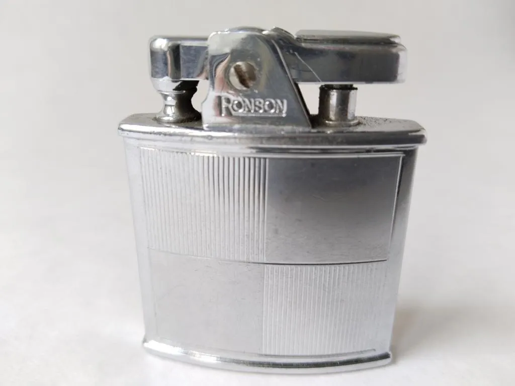 Altes Ronson Standard Trim Pocket Feuerzeug 1954 1