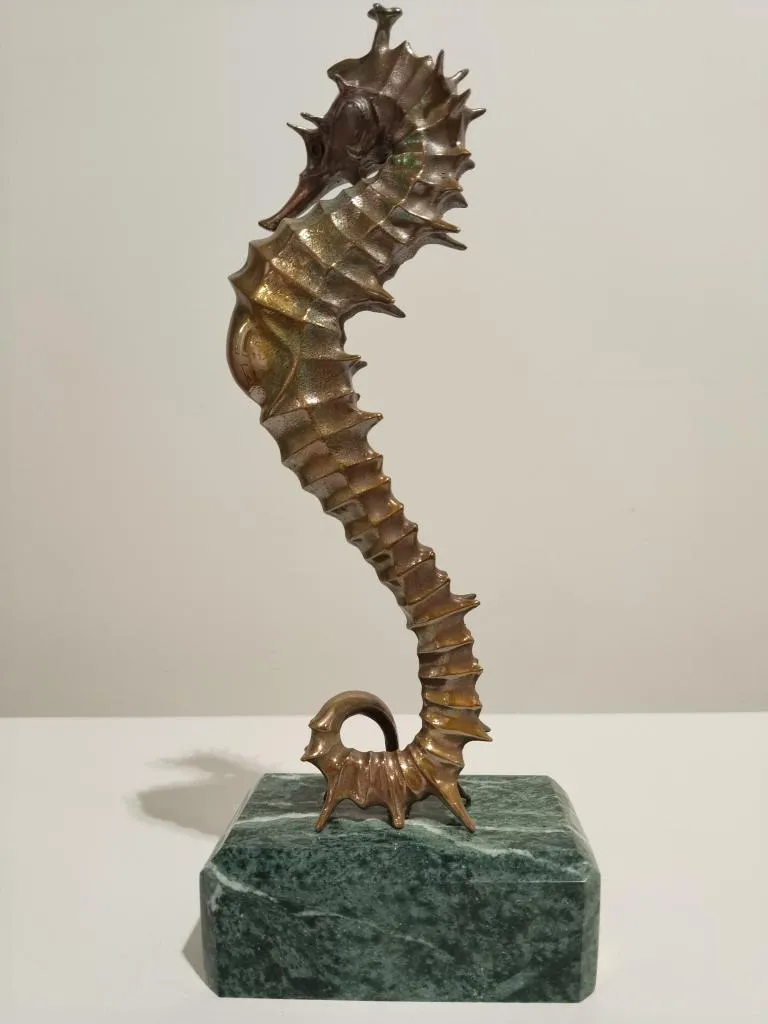 Bronze Seehorse Sculpture 5