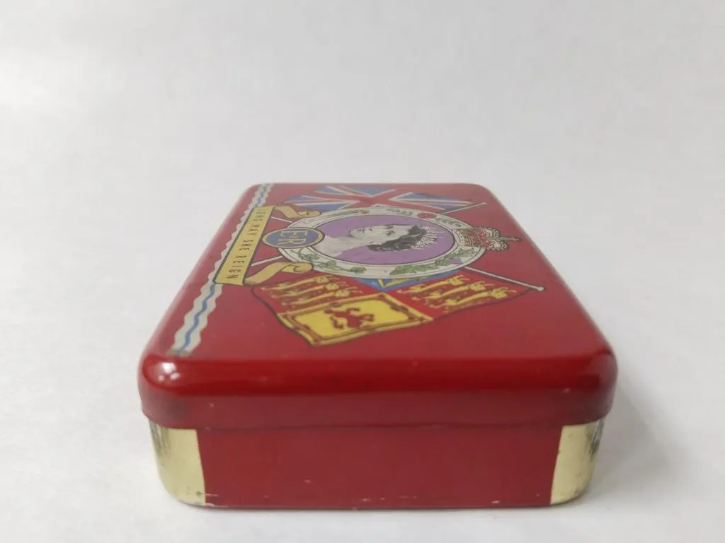 Coronation Tin Box Queen Elizabeth II 1953 4