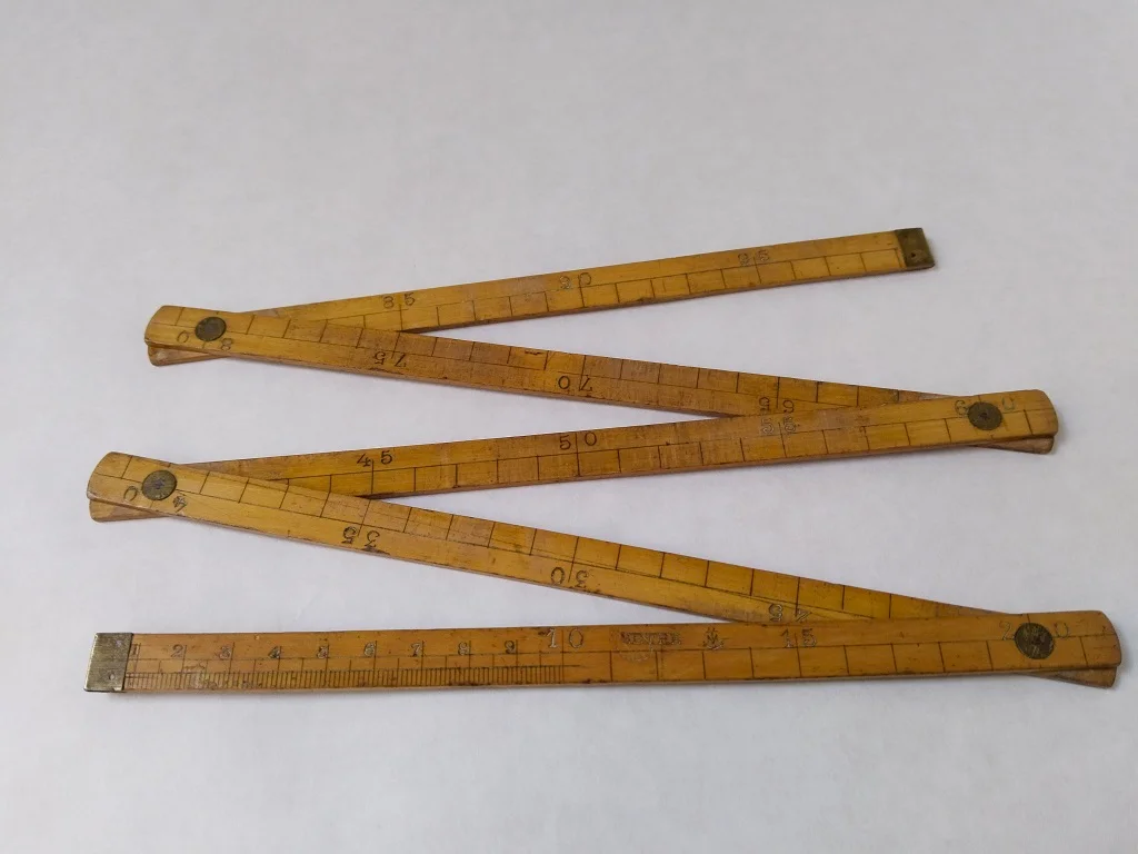 French Folding Meter Ruler wood and brass Carpenter's 1