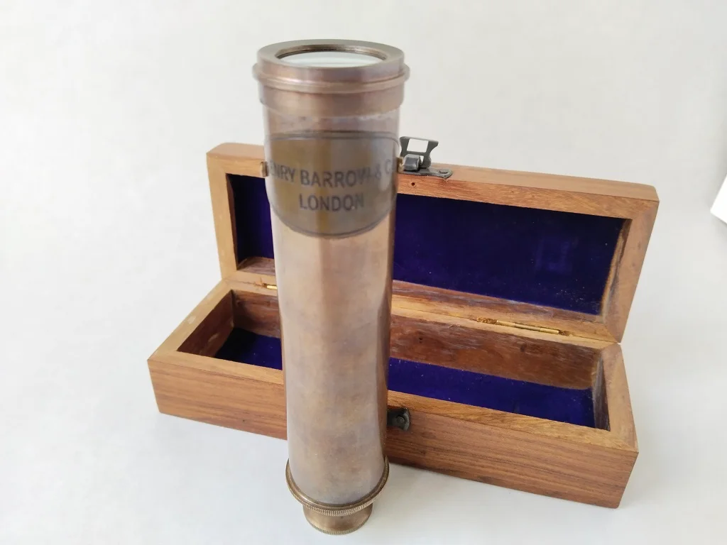 Henry Barrow Co London Extended Spyglass Telescope in 6