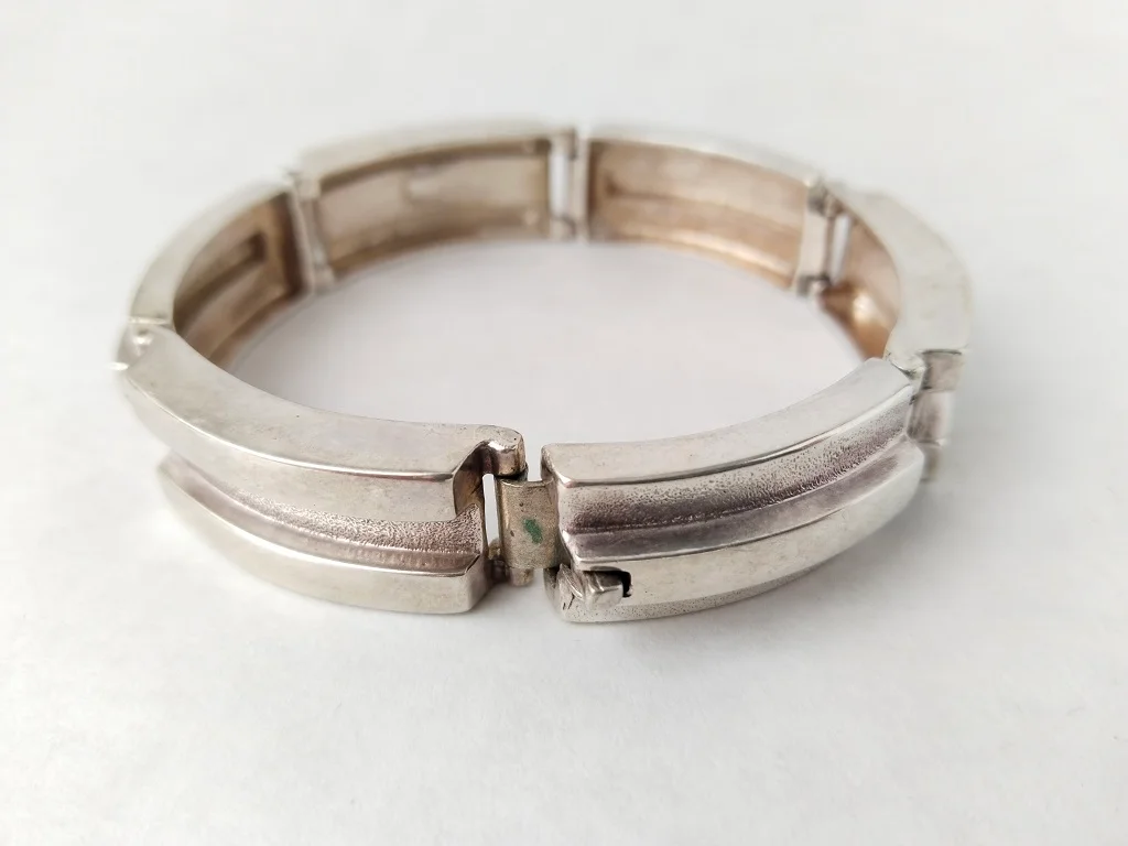 Herren-Silberarmband Hergestellt von einem Mitglied der 6