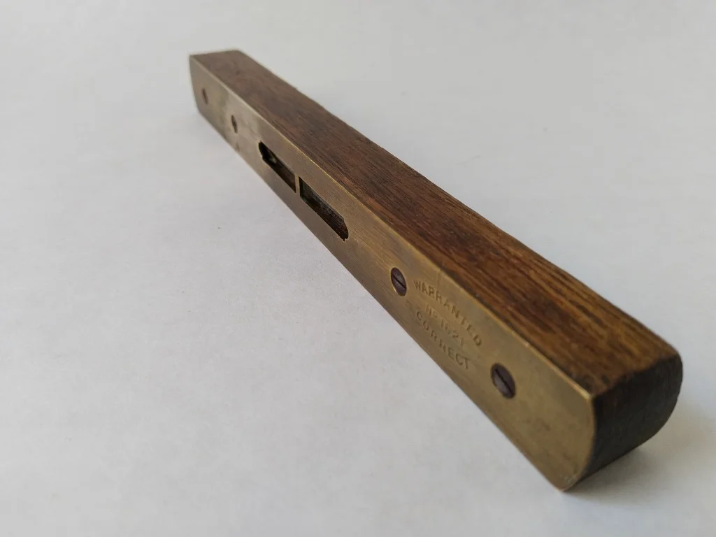 Hockley Abbey 6 No 1621 Clear Spirit Level 10