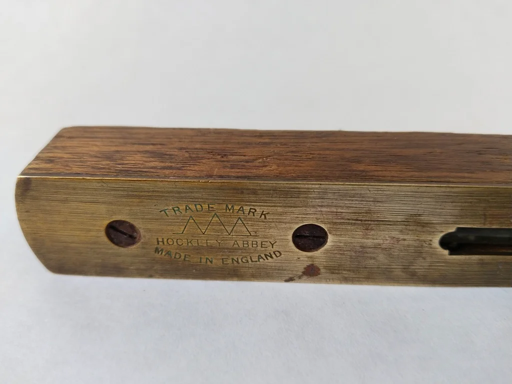 Hockley Abbey 6 No 1621 Clear Spirit Level 2