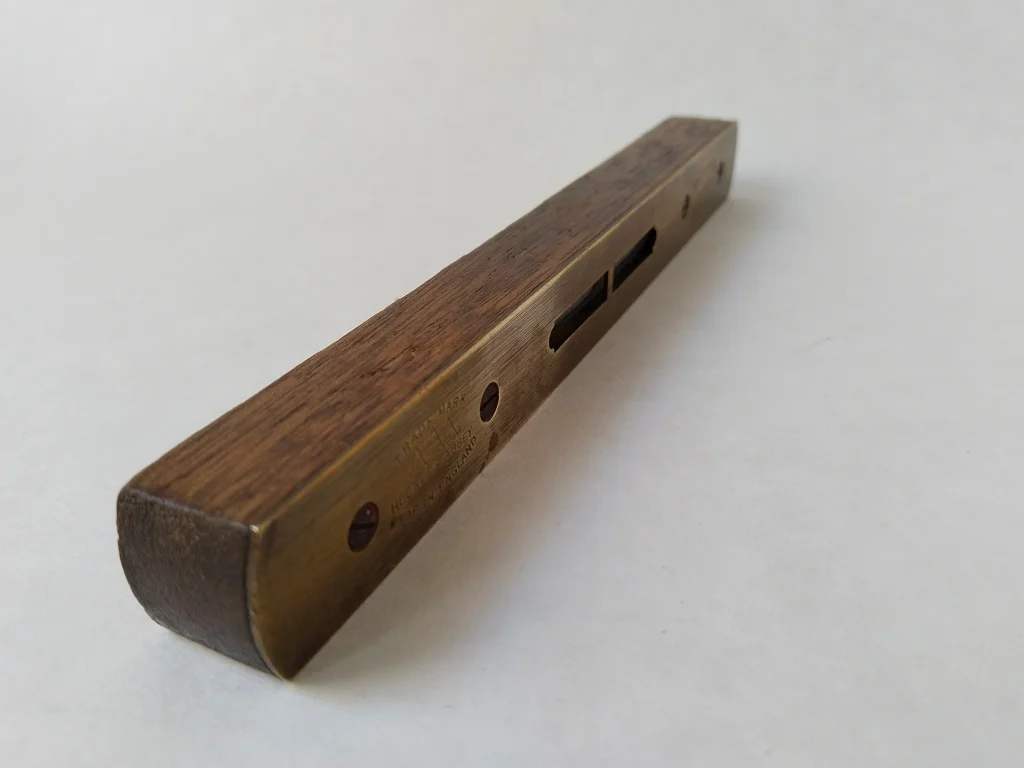 Hockley Abbey 6 No 1621 Clear Spirit Level 9