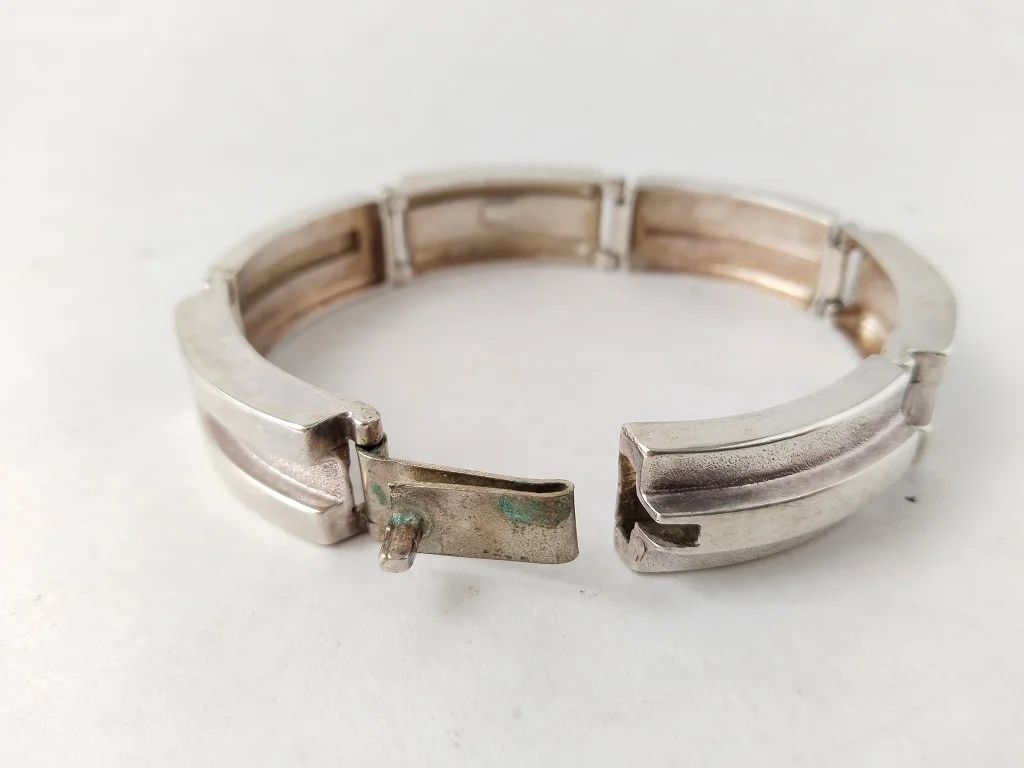 Men's Silver Bracelet Crafted By A Member Of The National 4