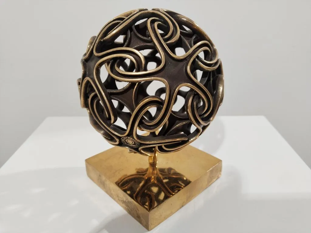 Moderne Bronze Skulptur Organische Geometrie IV 6