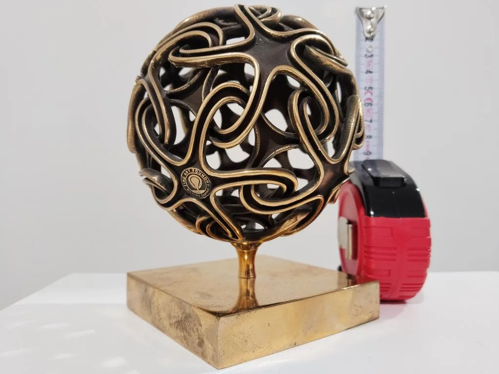 Moderne Bronze Skulptur Organische Geometrie IV 9