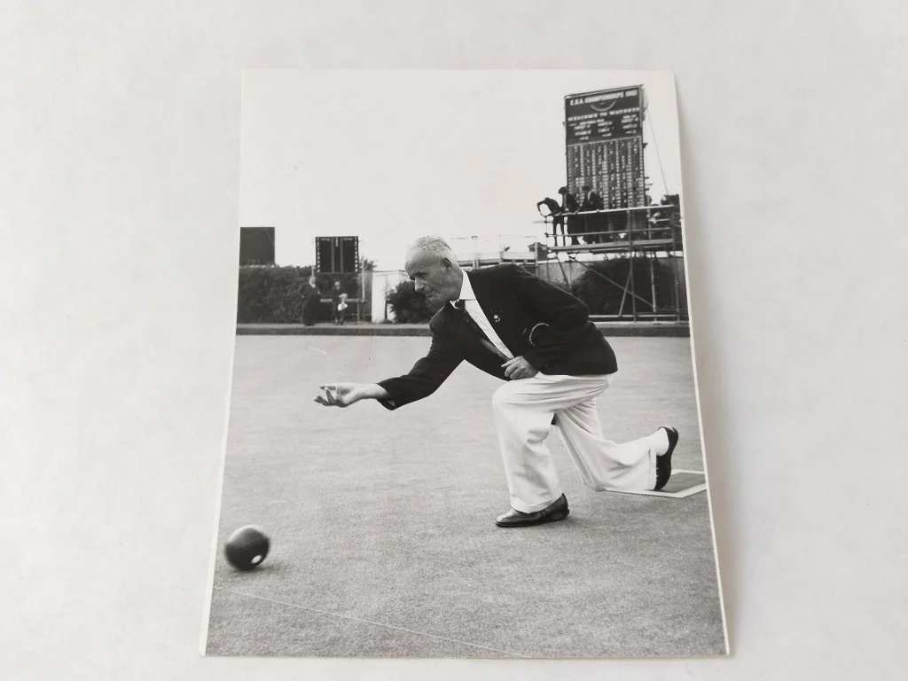 Percy Bakers 1950er Paar englischer EJ Riley Lignum Vitae 51