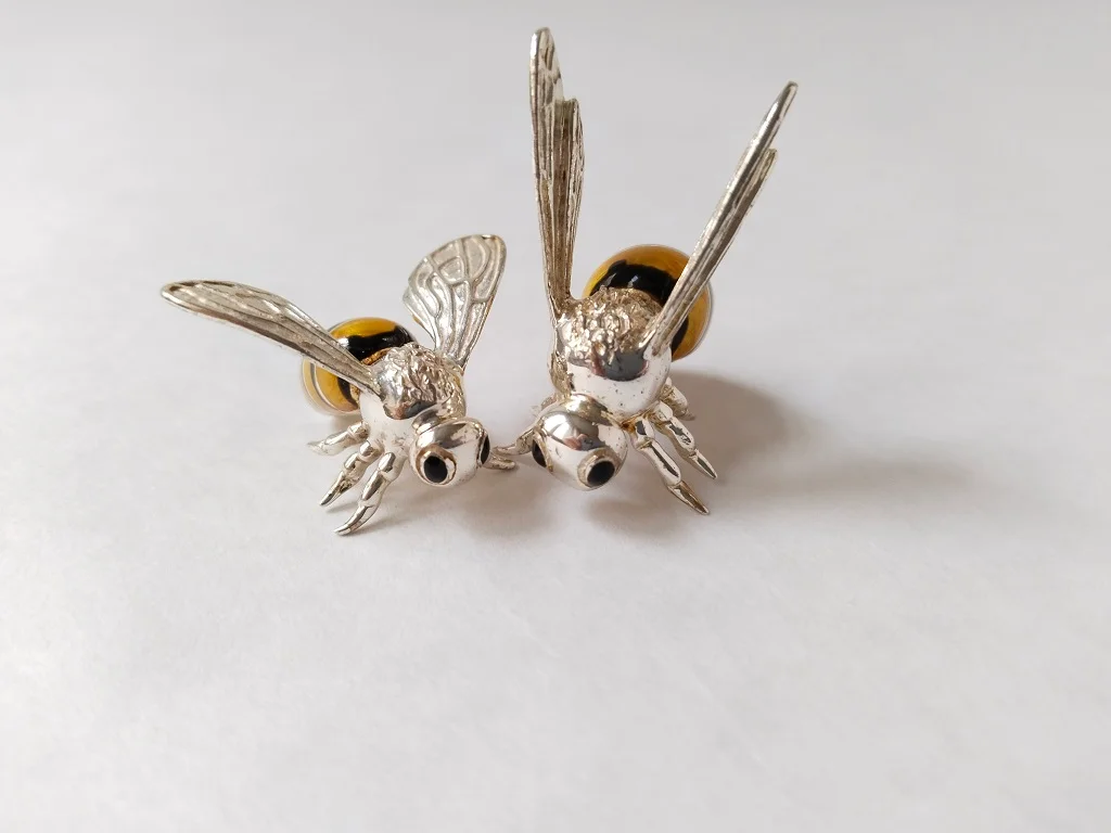 Saturno Sterlingsilber und Emaille Figuren zwei Wespen 2