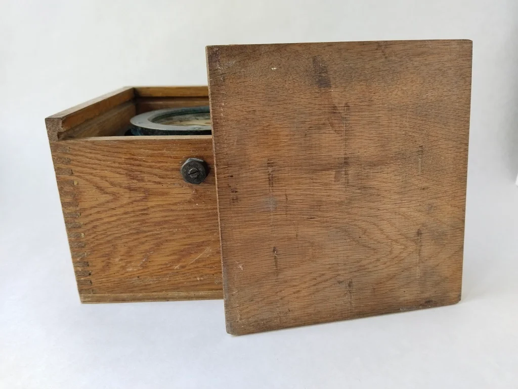 Solid Brass Navy Ship Compass Pendant Fluid In Wooden Box 15