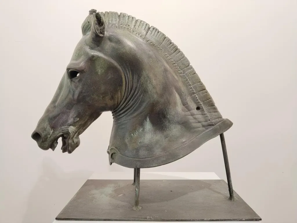 The Medici Riccardi Horse Head Grünspan Bronze Guss Replik 1