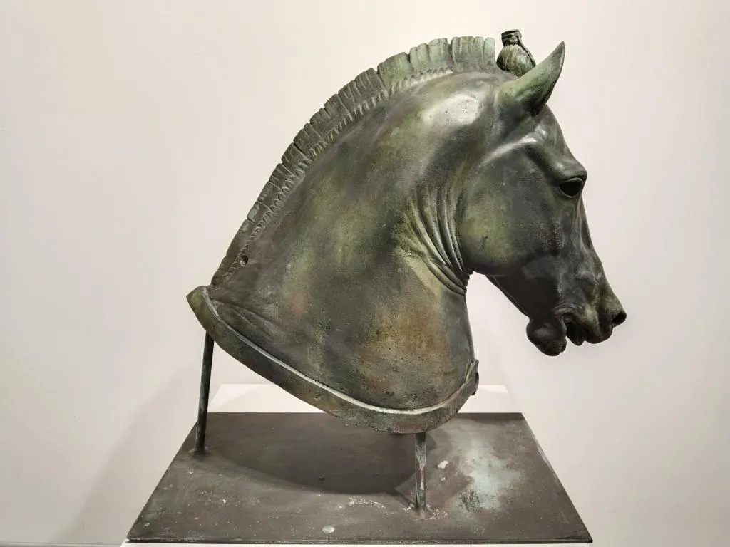 The Medici Riccardi Horse Head Grünspan Bronze Guss Replik 5