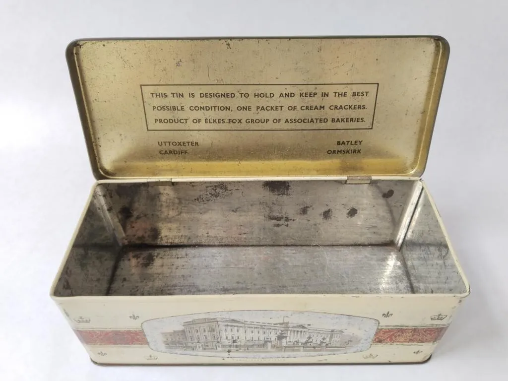 Tin Box Coronation of Queen Elizabeth II 1953 9