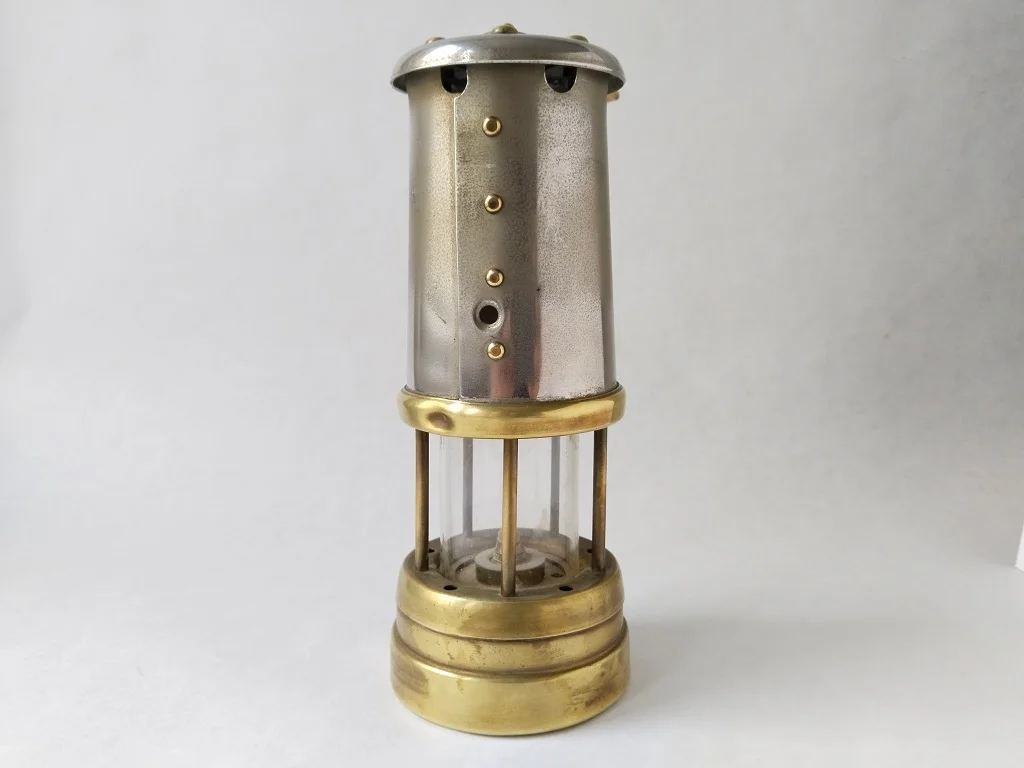 Vintage Oil Lamp British Coal Miners Company Wales Paraffin 3