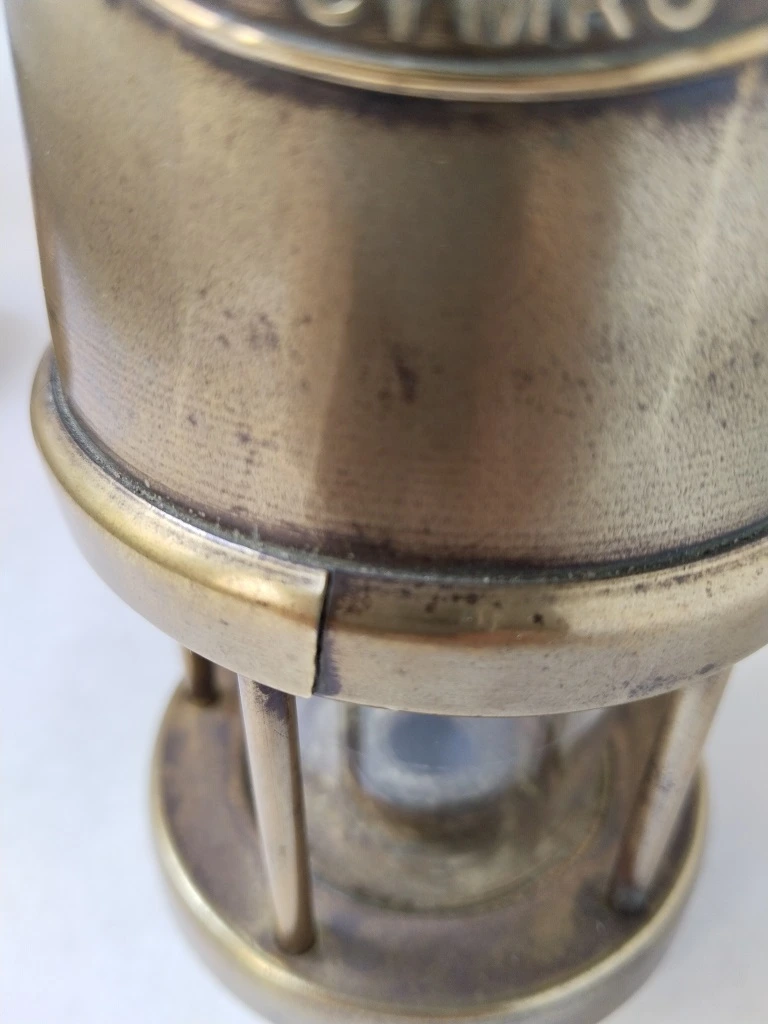Welsh Brass Miners Lamp CYMRU All Working Replica Lantern 14