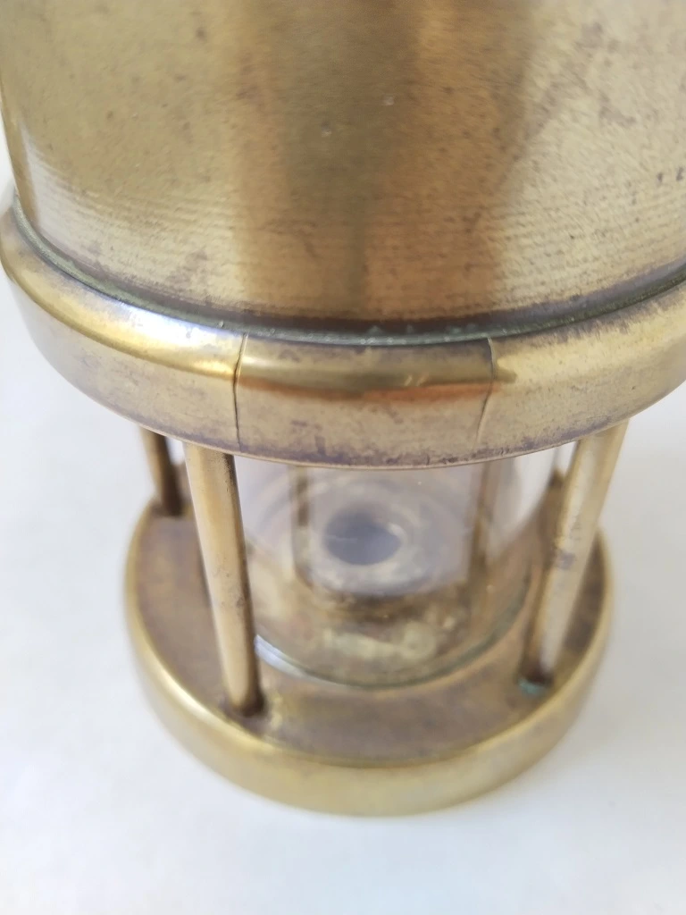 Welsh Brass Miners Lamp CYMRU All Working Replica Lantern 16