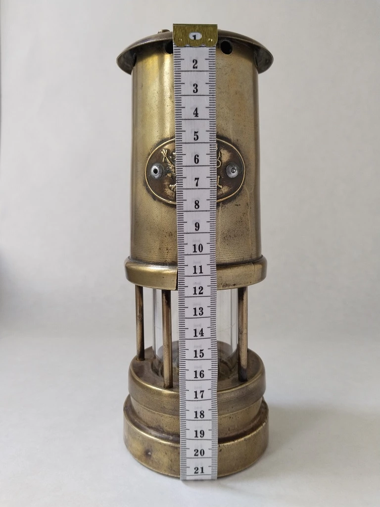 Welsh Brass Miners Lamp CYMRU All Working Replica Lantern 17