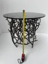 Wetterfester Outdoor Beistelltisch mit Bronze-Zweigdesign 7