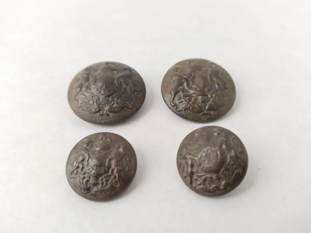 WWI British General Service Uniform Metal Buttons 1