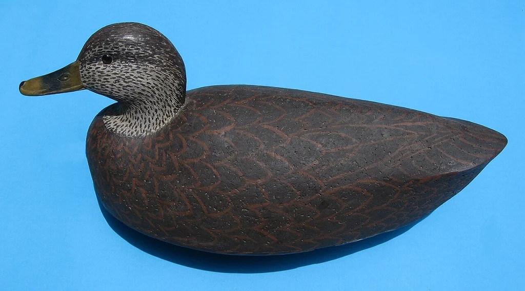 What makes a duck decoy valuable?