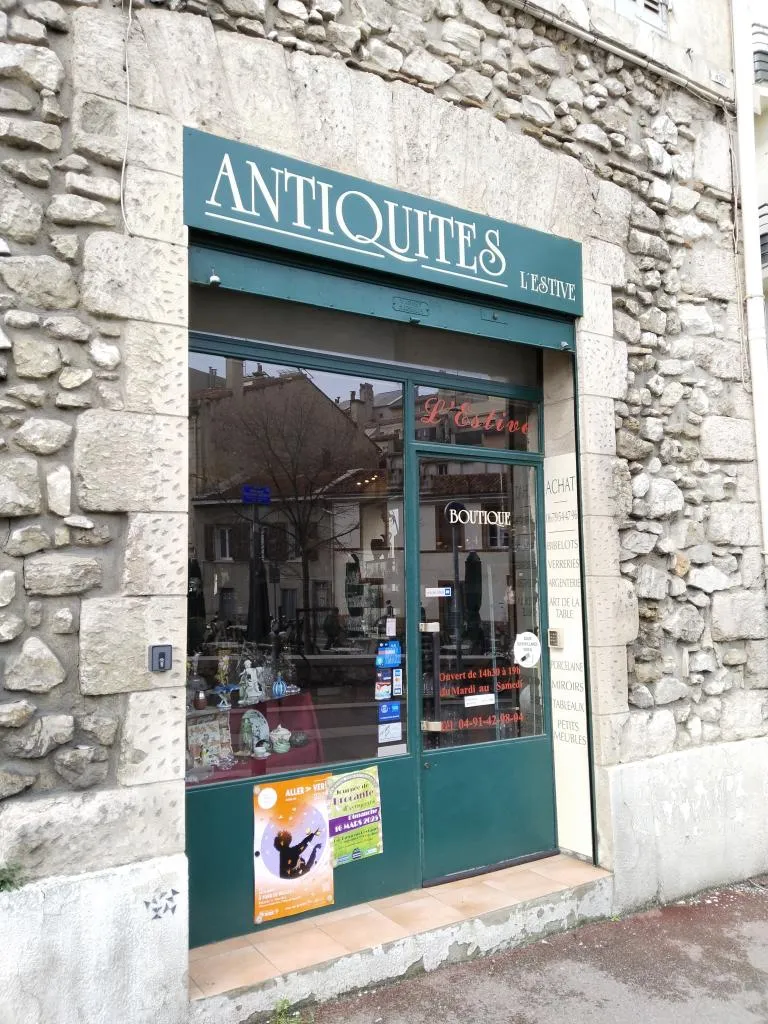 L’Estive Antiquites Marseille Bewertung