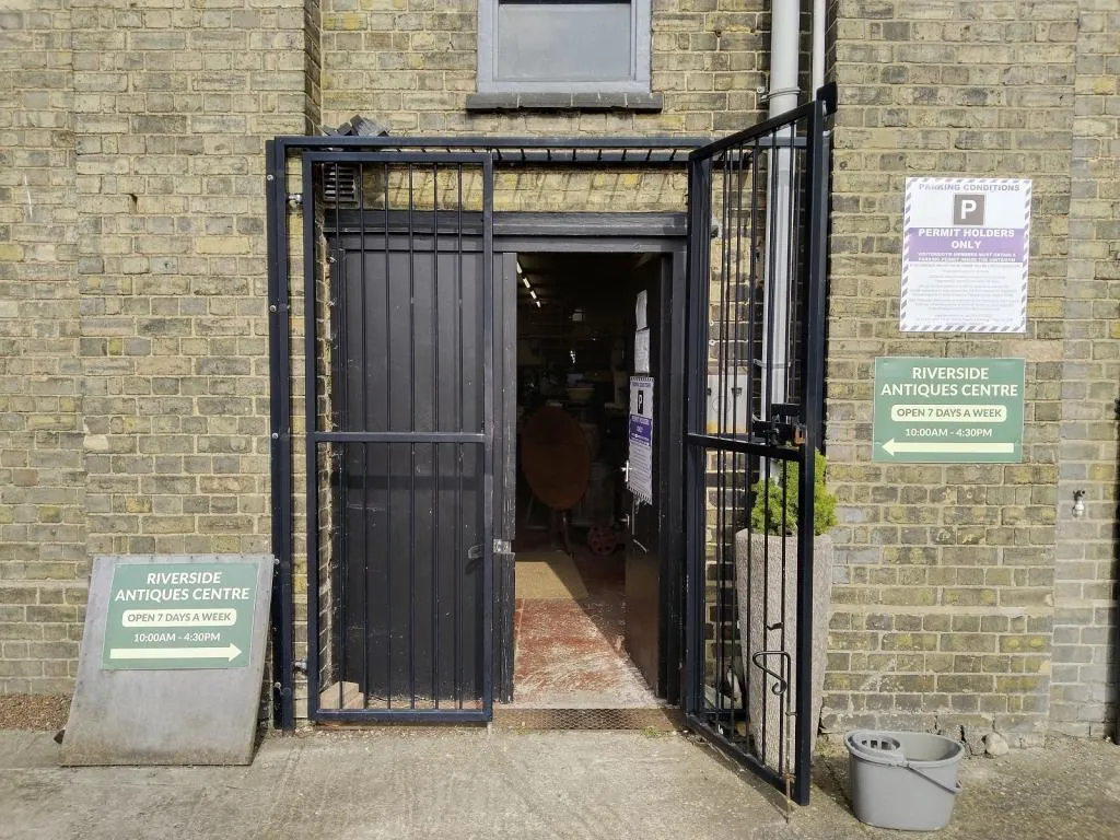 Entrance to Riverside Antiques Centre from the parking side—providing convenient access directly to the ground floor and customer parking nearby.