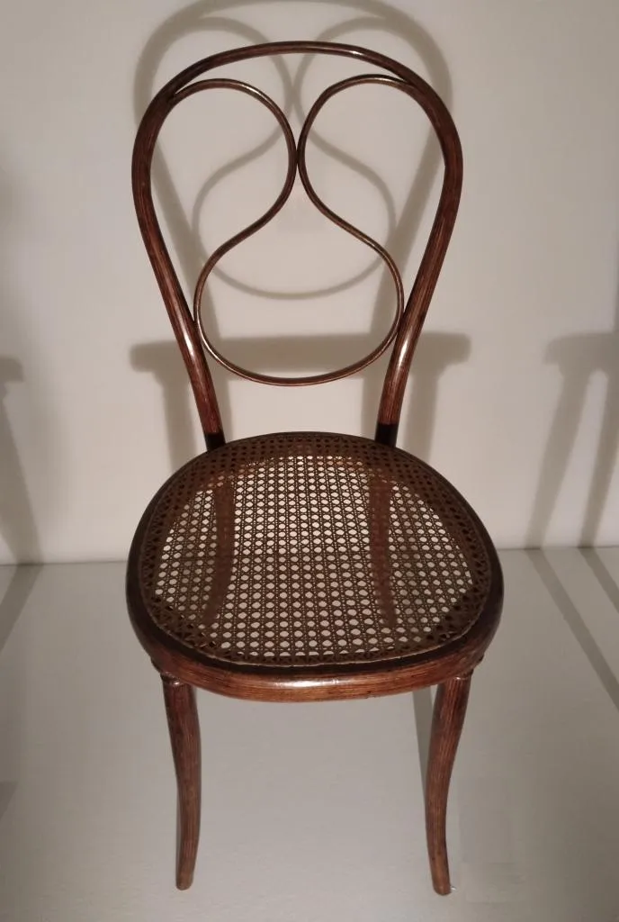 Thonet Stuhl Modell Nr. 1 mit Rohrgeflechtsitz, Entwurf Michael Thonet um 1850, Ausführung Gebrüder Thonet Wien um 1861.